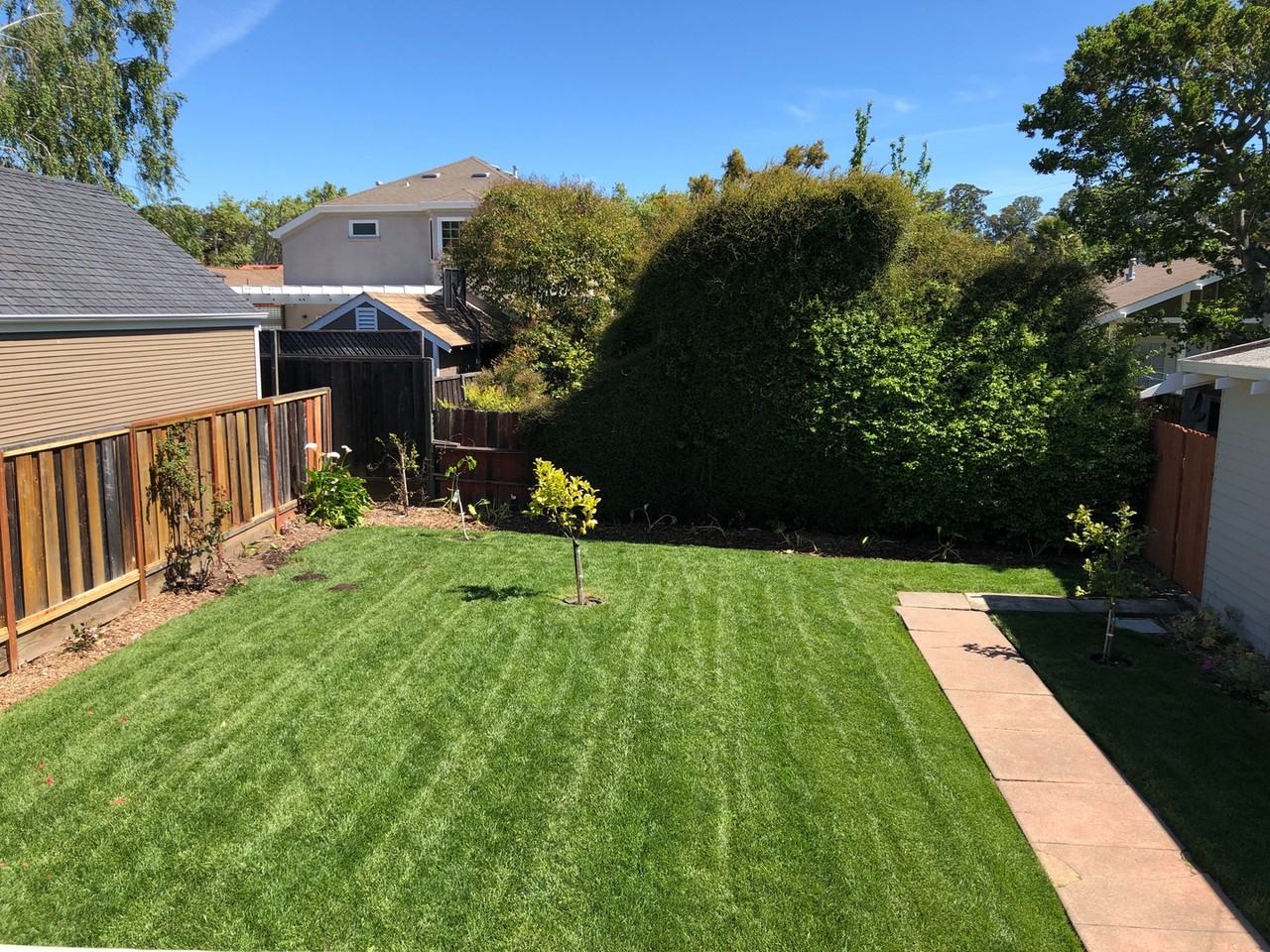 750 Acacia Dr - Photo 4 of 16