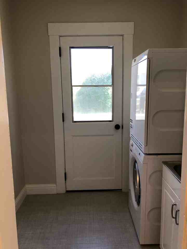 750 Acacia Dr - Photo 5 of 16