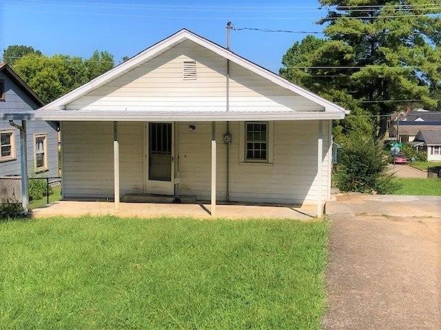 1361 Warpath Dr - Photo 2 of 15