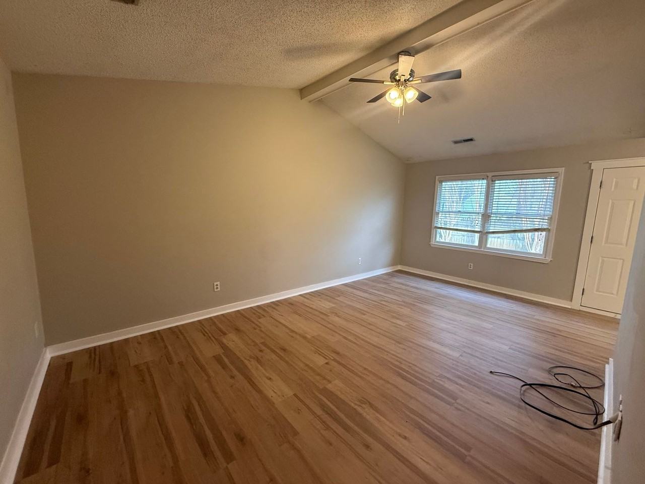 143 Hollington Dr Ne - Photo 5 of 14