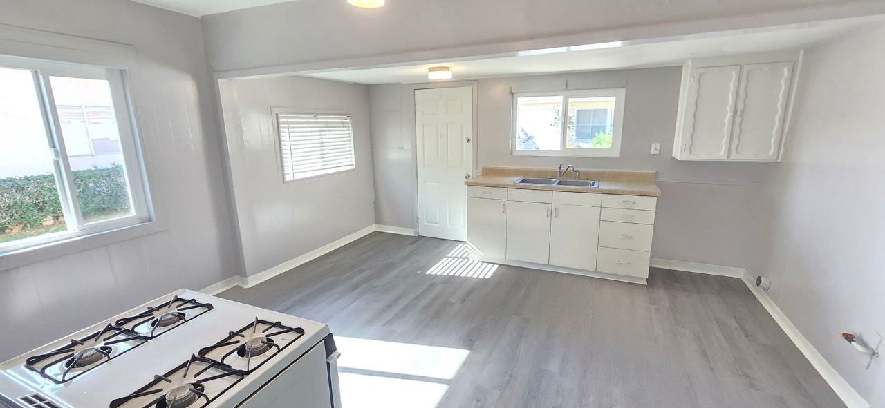 13109 Barlin Ave - Photo 6 of 28