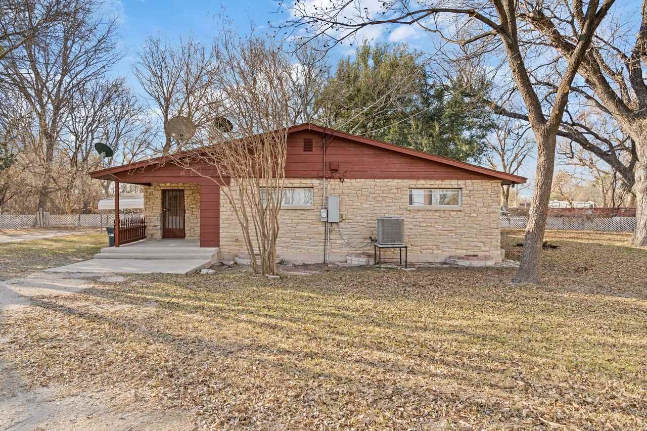 2586 Las Vacas St - Photo 2 of 23