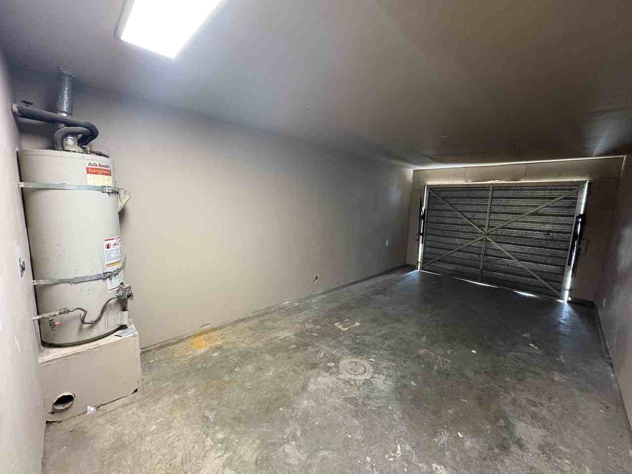 514 N Summers St - Photo 2 of 28