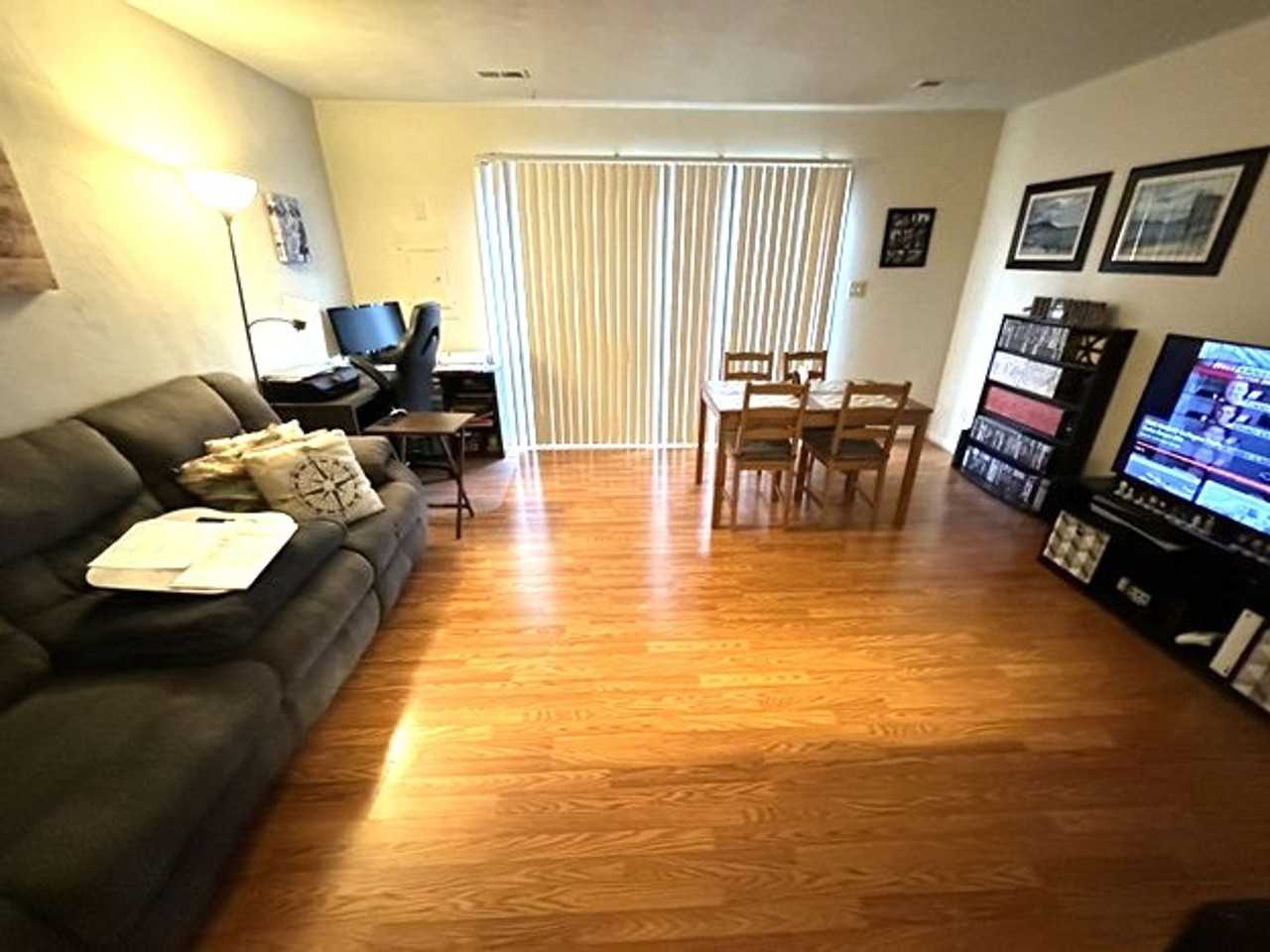 3836 Staffordshire Ln - Photo 4 of 11