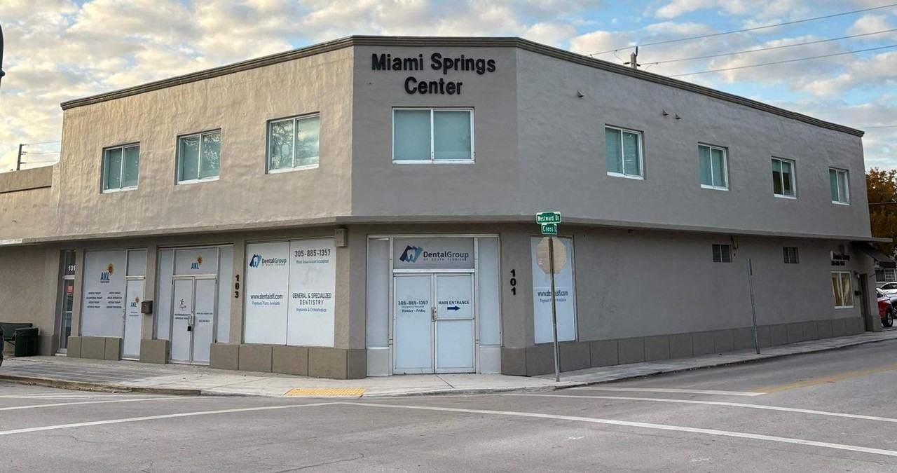 Miami Springs Center - Photo 3 of 11