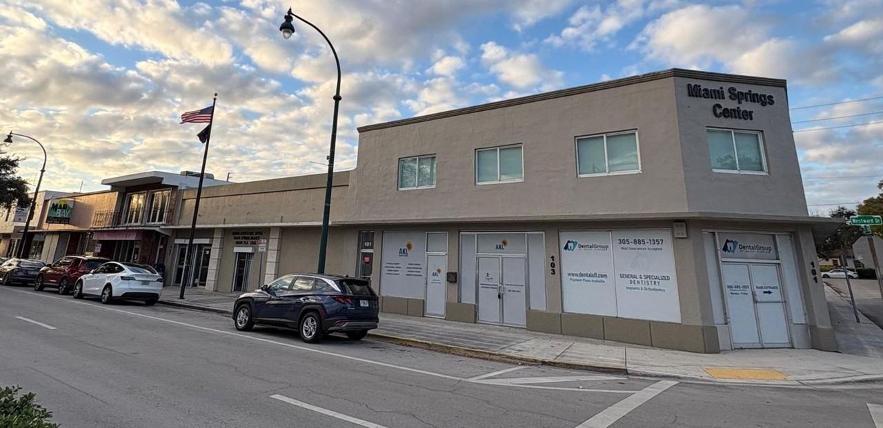 Miami Springs Center - Photo 4 of 11