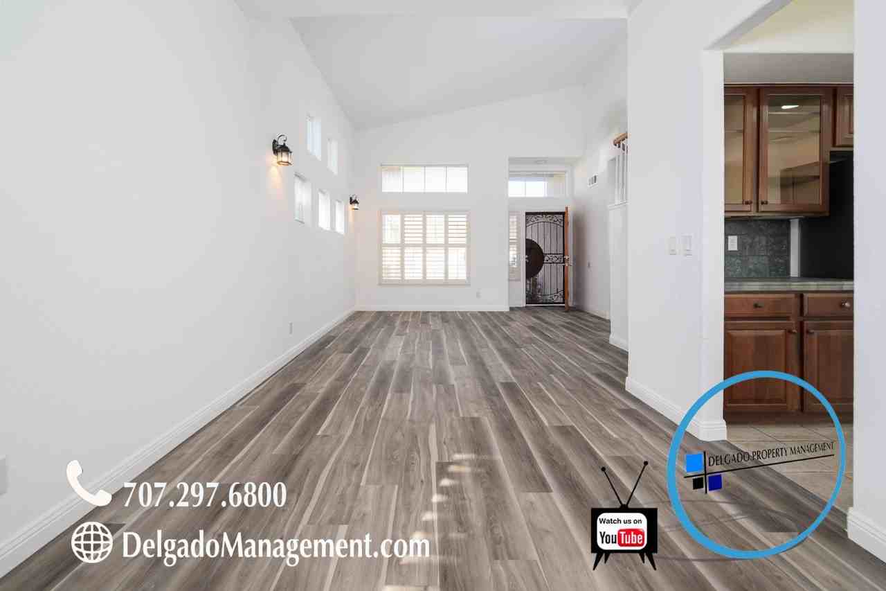 6429 Eagle Ridge Dr - Photo 4 of 39