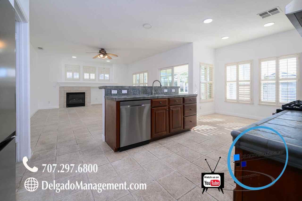 6429 Eagle Ridge Dr - Photo 7 of 39