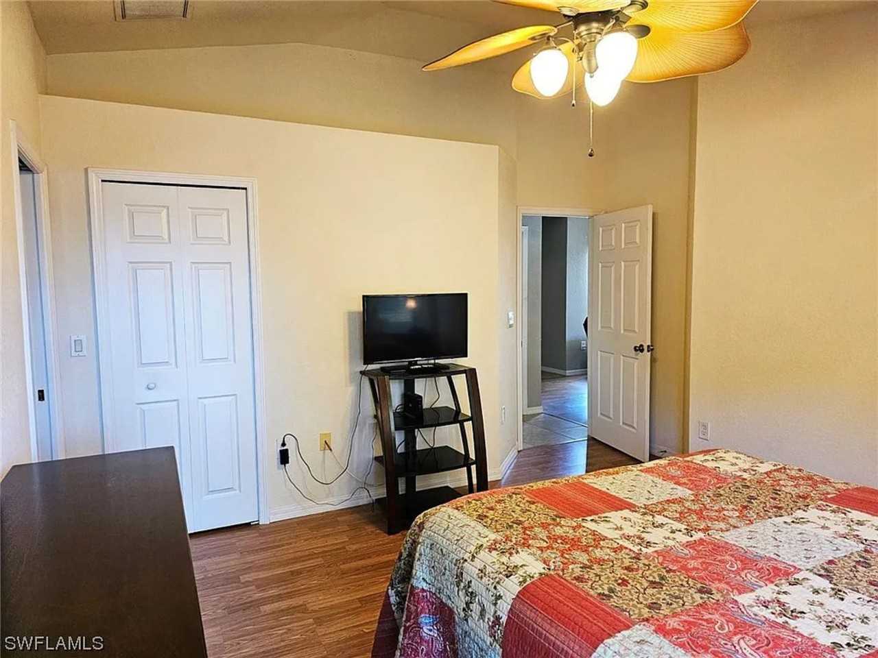 3003 Nadine Ln - Photo 7 of 16