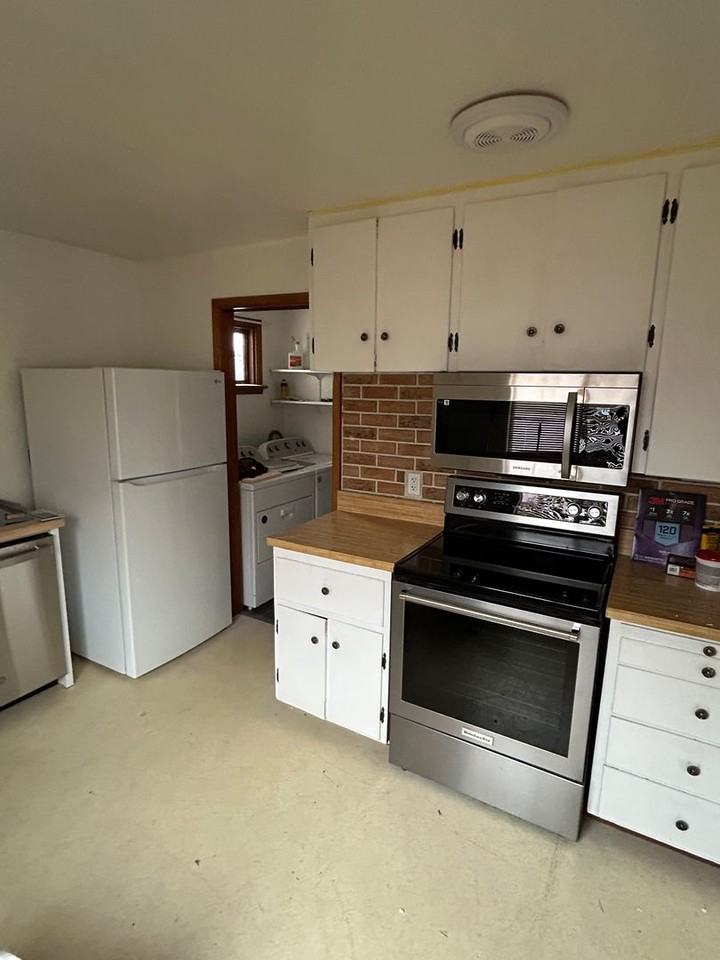 436 7th Ave W - Photo 5 of 16