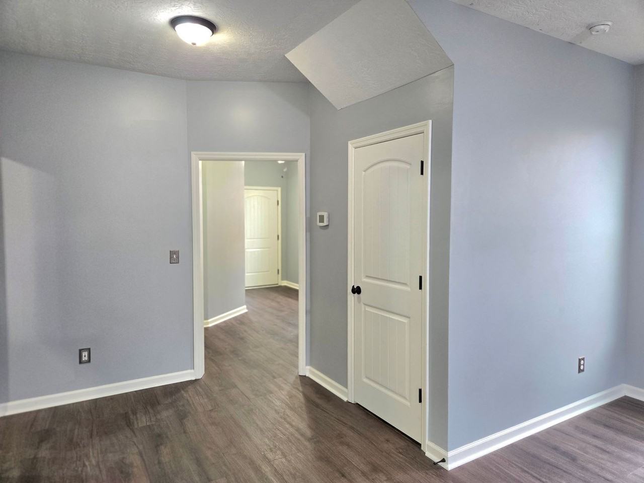 3222 Alexandria Dr - Photo 4 of 17