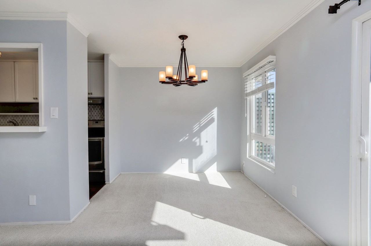 847 N Humboldt St #301 - Photo 7 of 27