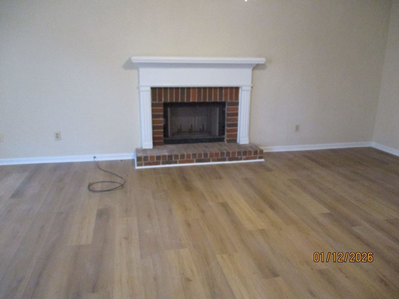 3318 Saddlebrook Dr - Photo 3 of 19