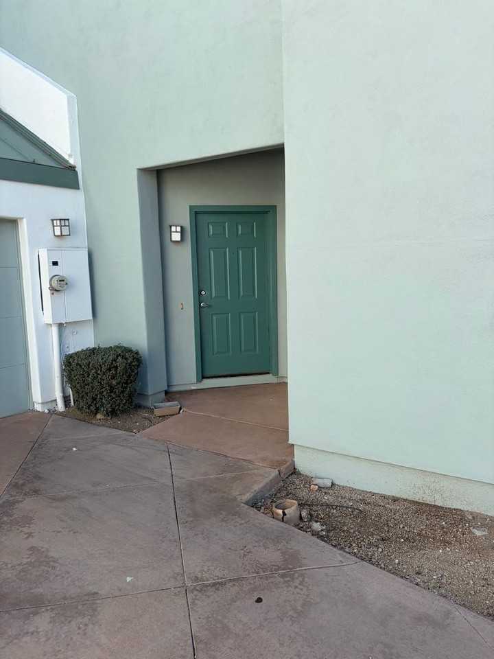 5400 S Hardy Dr #119 - Photo 5 of 47