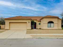 featured image of 7659 E Park View Dr