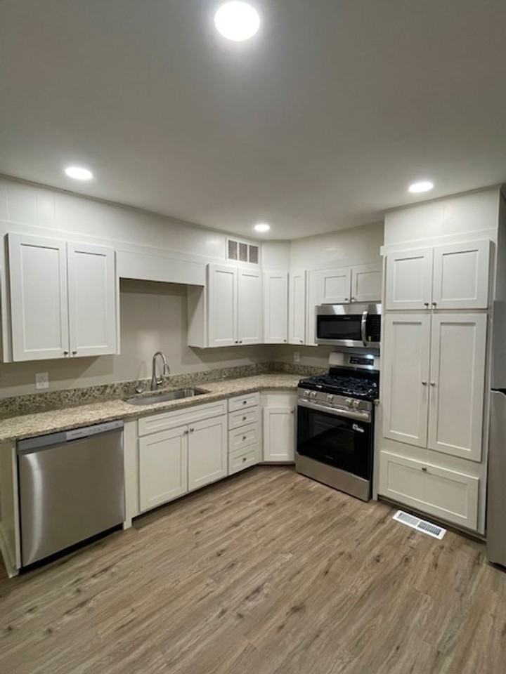 820 G St Nw - Photo 3 of 9