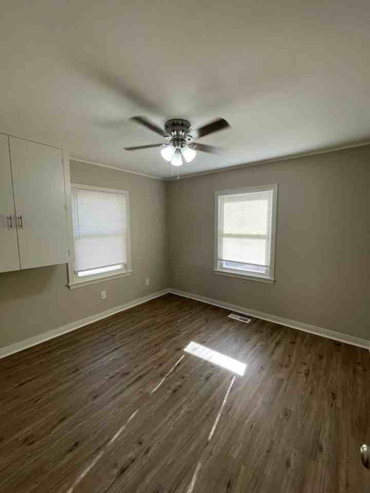 820 G St Nw - Photo 5 of 9