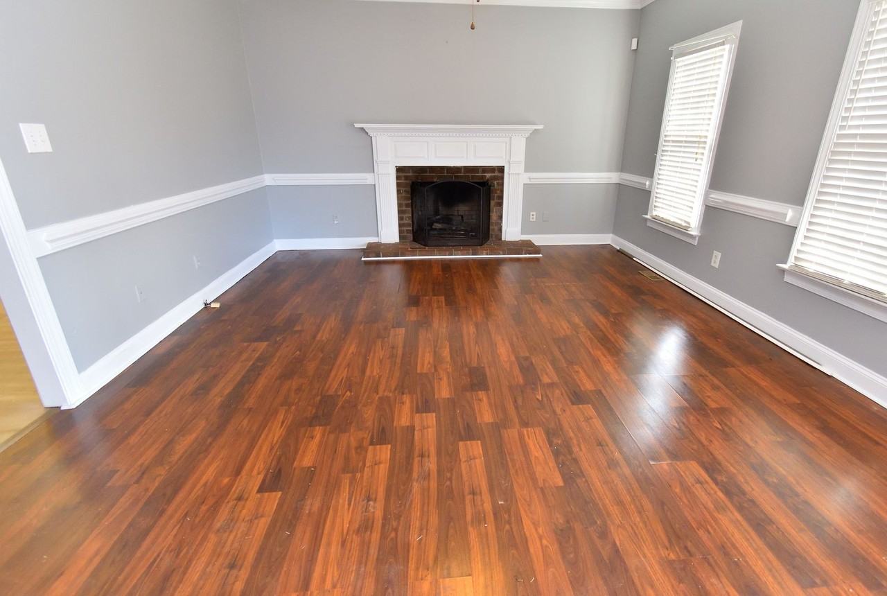 3924 Hampton Dr - Photo 5 of 22