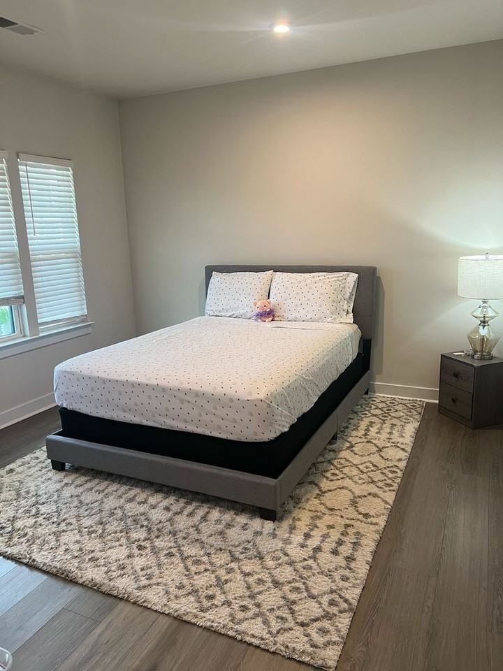 1724 Dennis Austin Ln - Photo 7 of 22