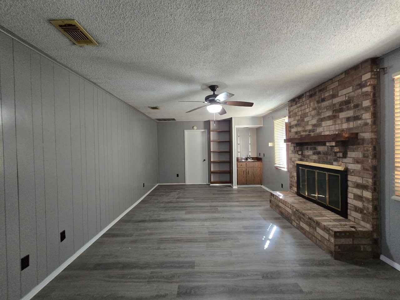 5639 Sophist Cir N - Photo 3 of 11