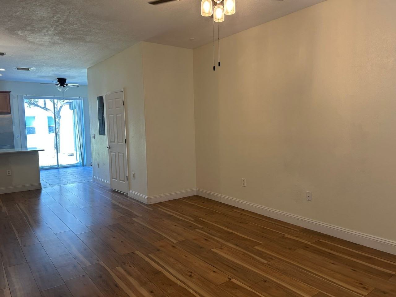 6706 47th St N - Photo 4 of 17