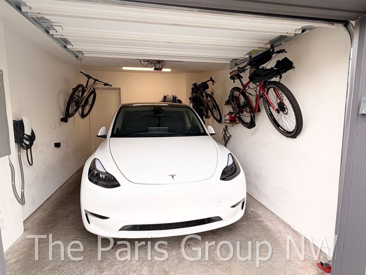 806F N 46th St - Photo 3 of 35