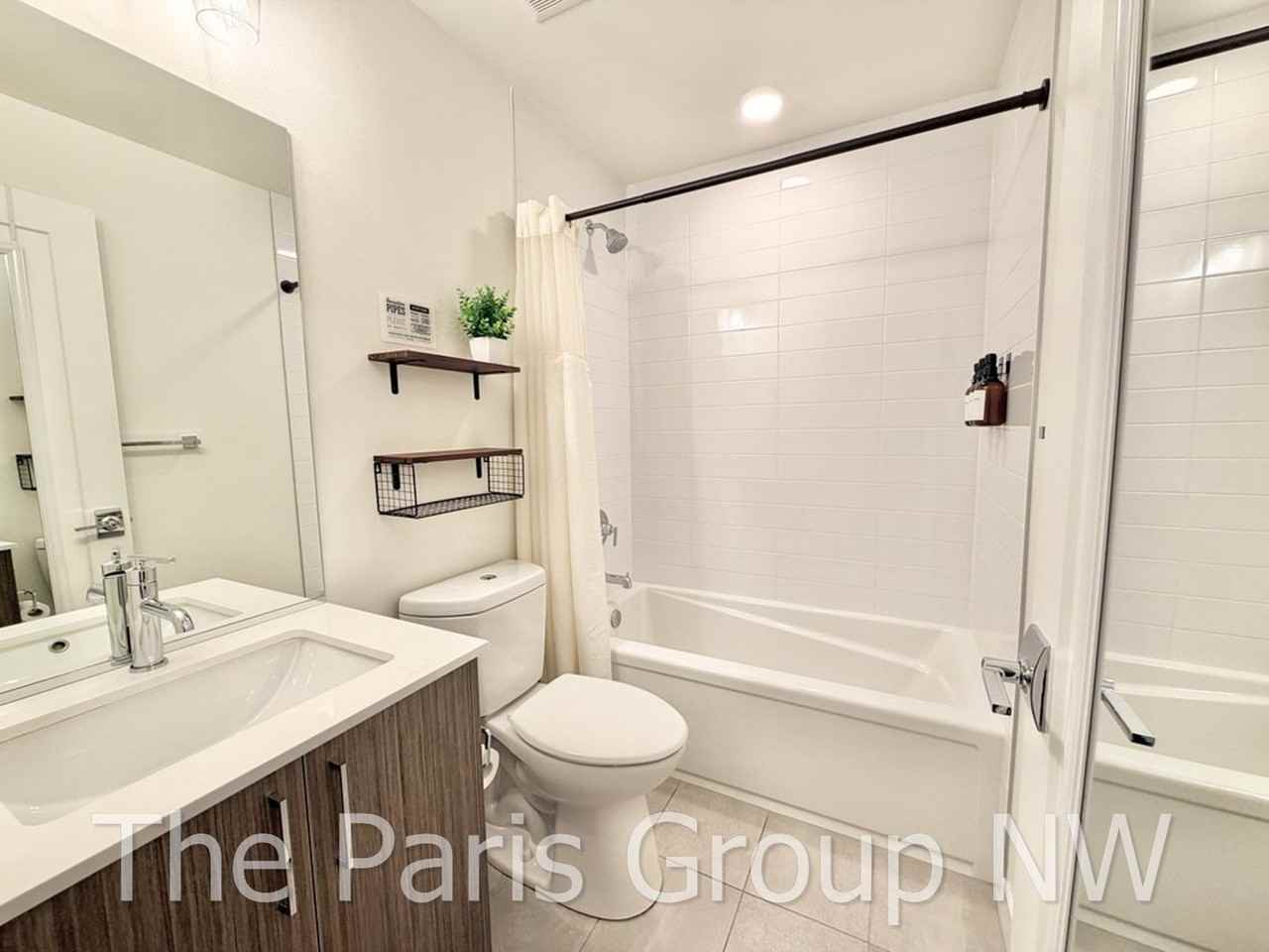 806F N 46th St - Photo 7 of 35