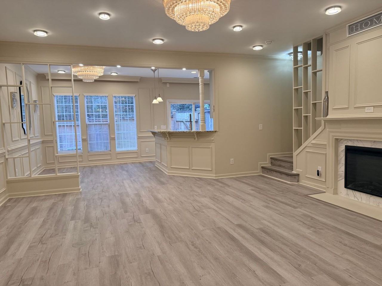 4245 Camden Woods Ct - Photo 4 of 40