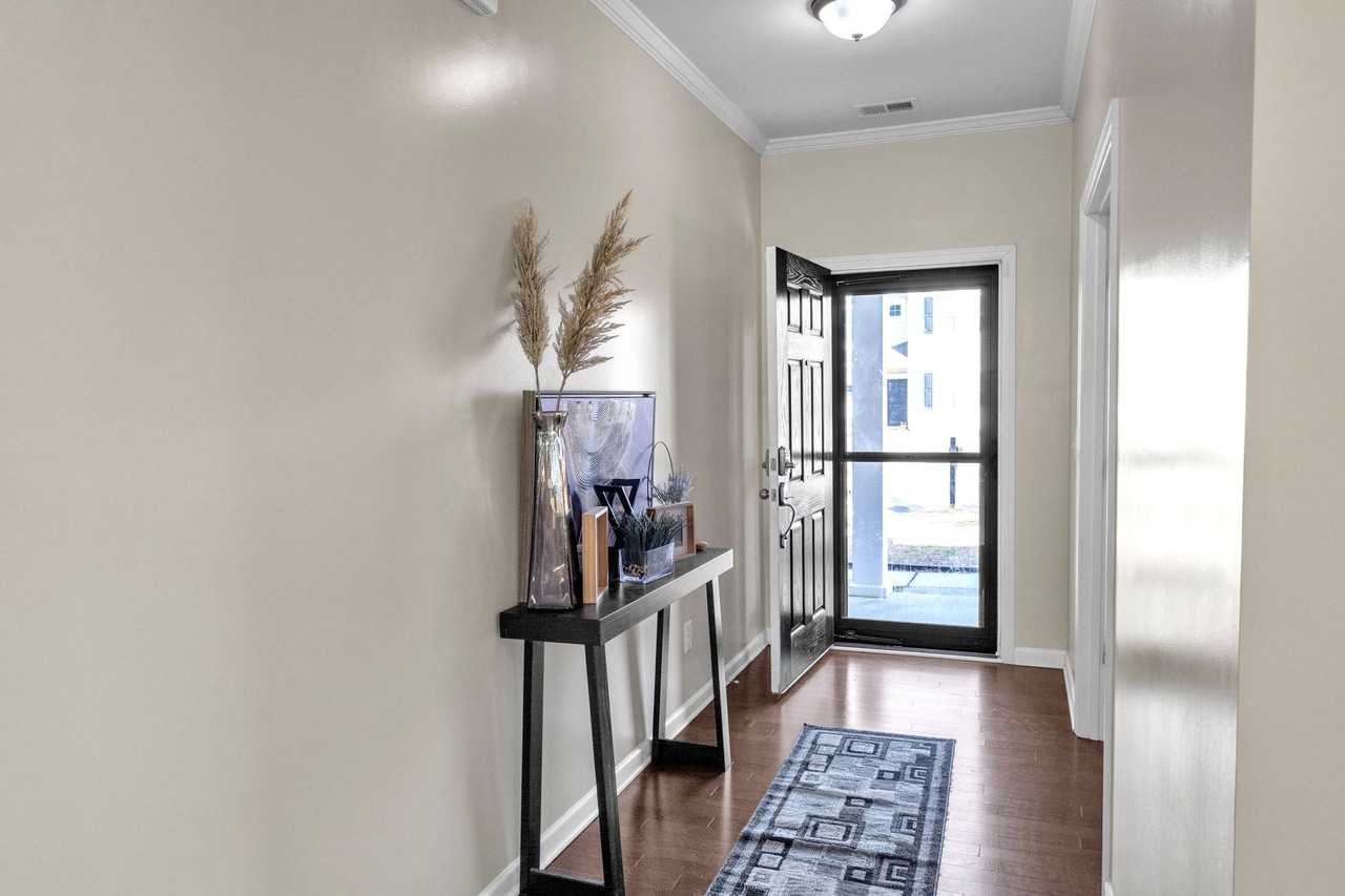 655 Silver Moss Dr - Photo 4 of 30