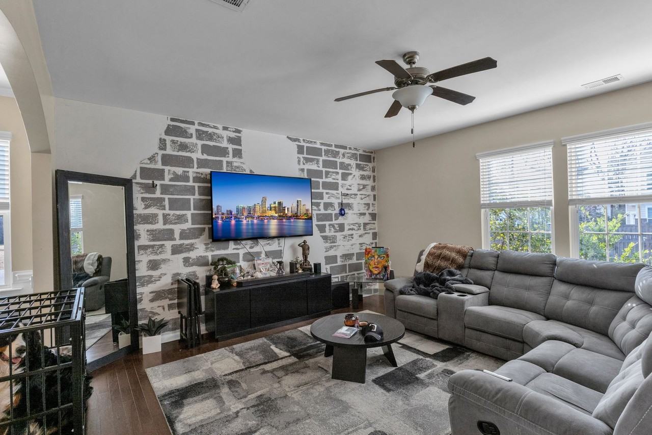 655 Silver Moss Dr - Photo 6 of 30