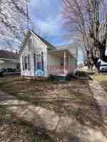 featured image of 1101 W 3rd St