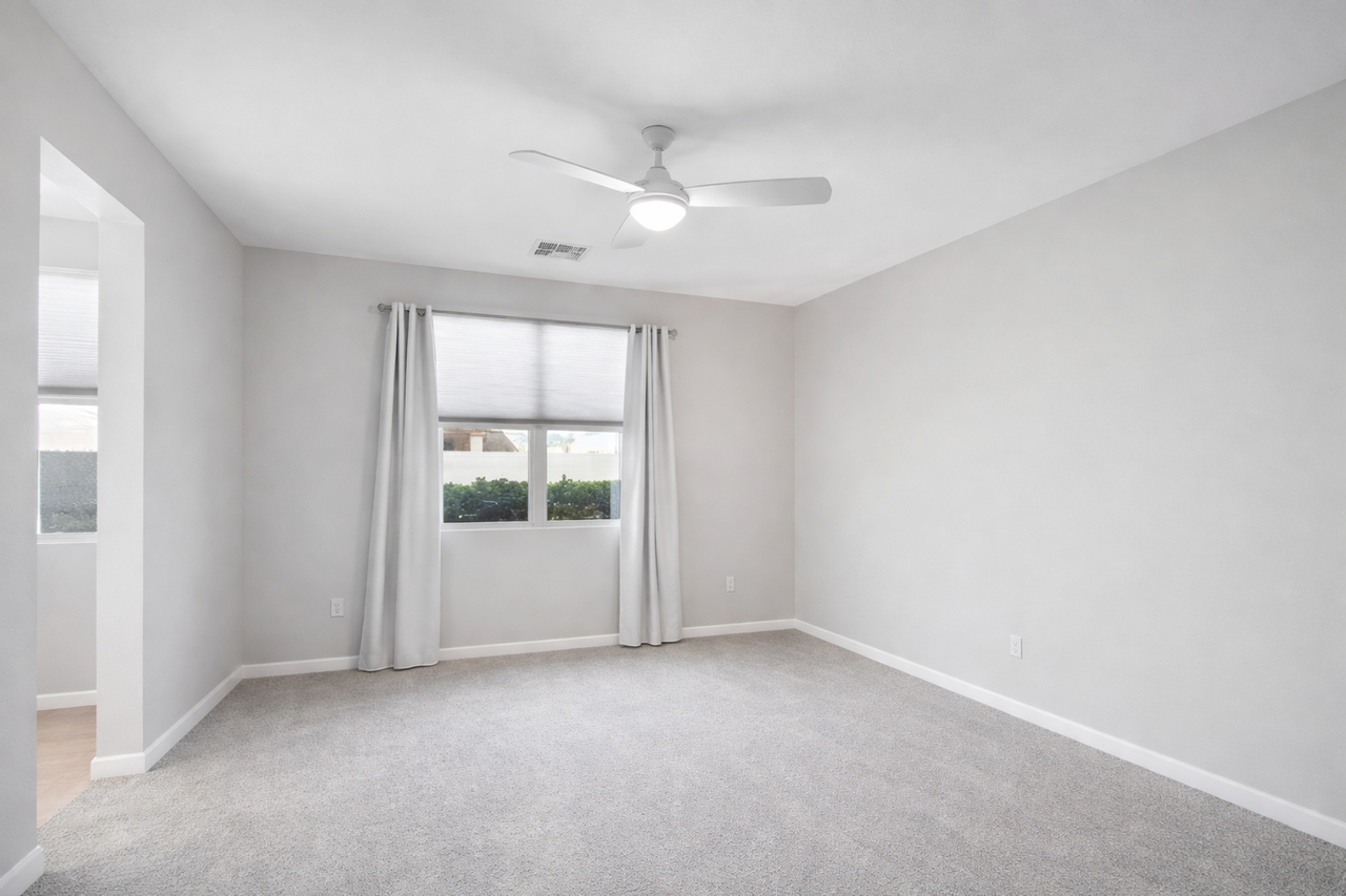 272 W Satinka Dr - Photo 4 of 11