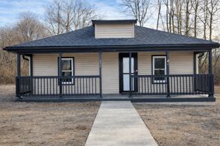 218 Locust St - Photo 1 of 1