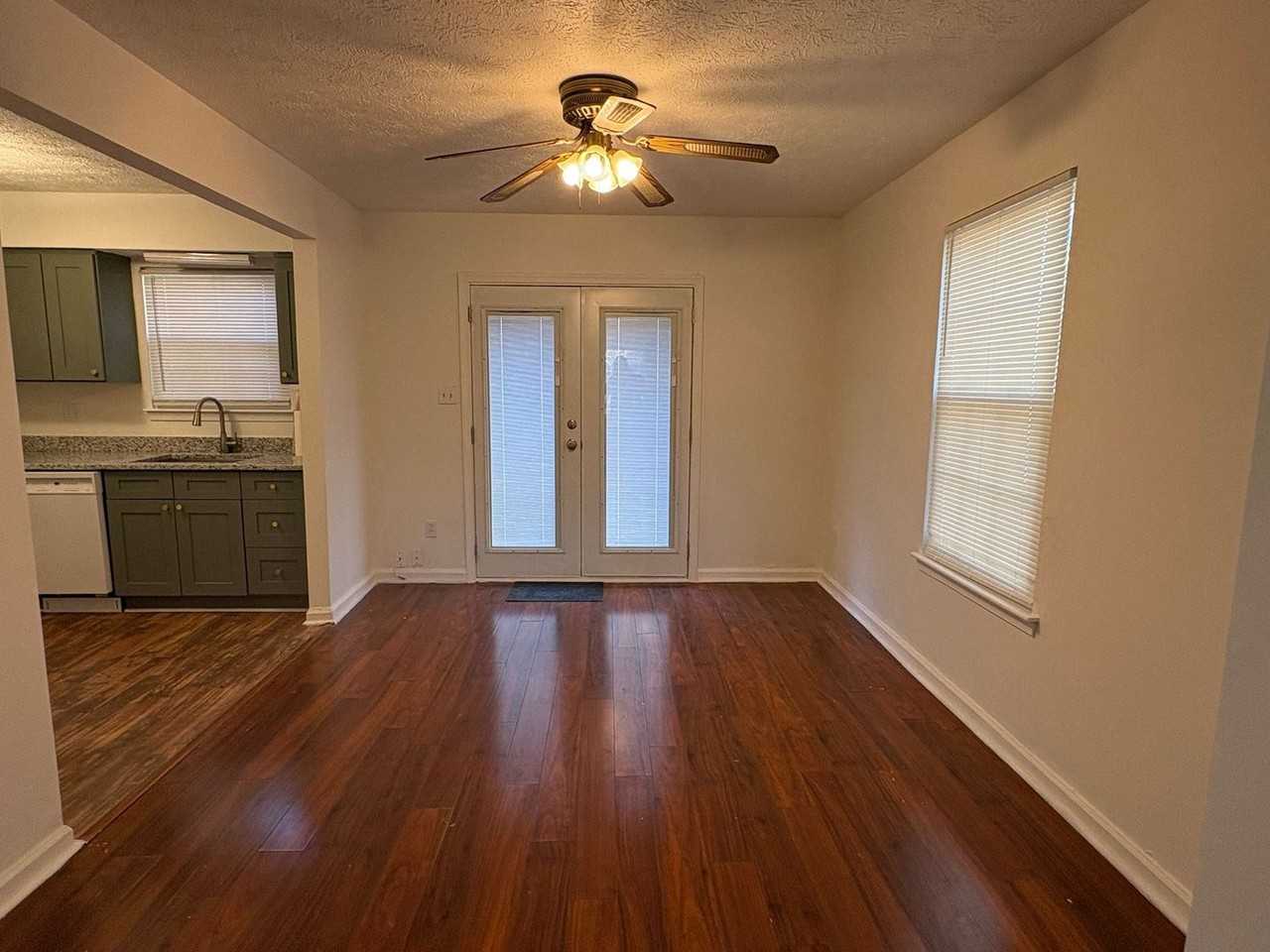 366 Deputy Ln - Photo 2 of 24