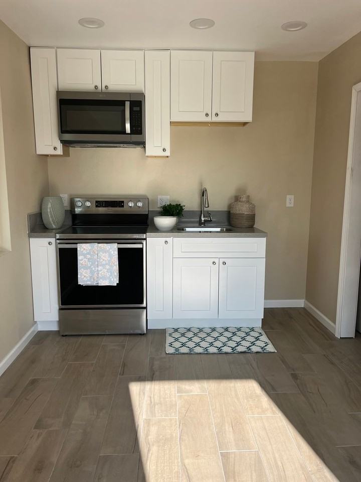 5033 Hallmark St - Photo 3 of 7