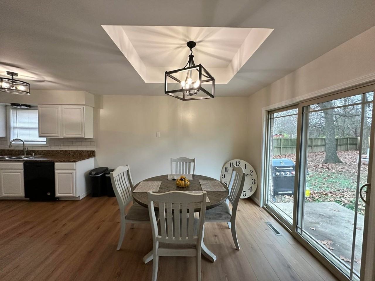 4607 S Falcon Ct - Photo 6 of 15