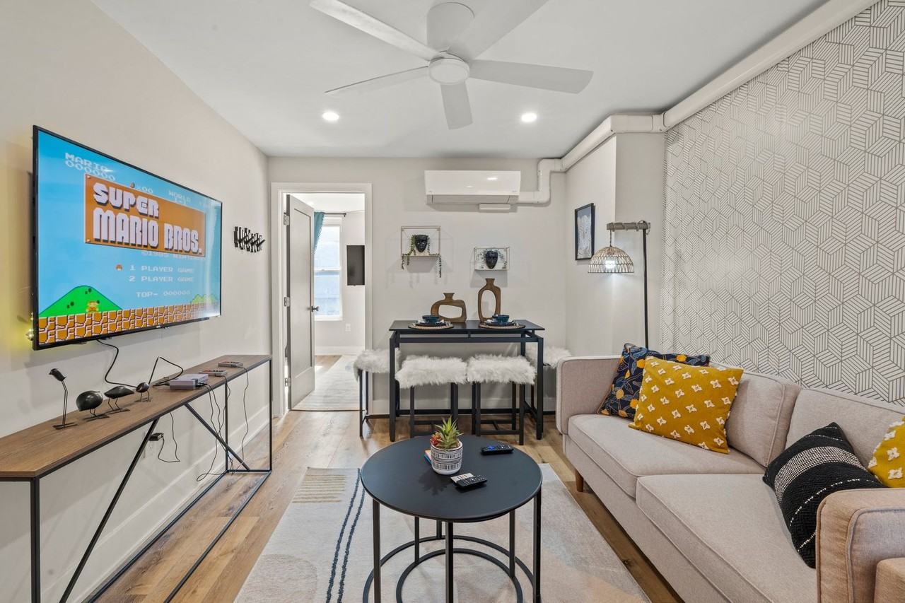 1334 E Passyunk Ave - Photo 3 of 19