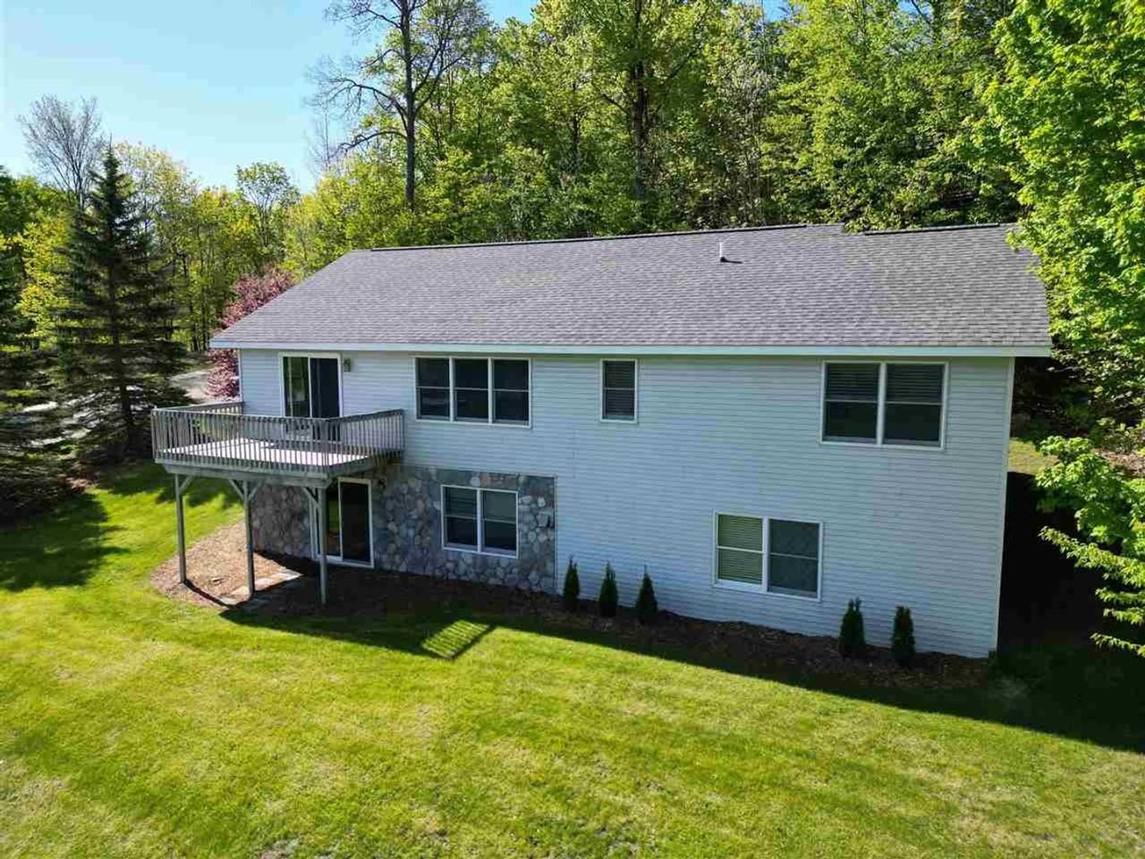 1110 Boyne Smt - Photo 4 of 32