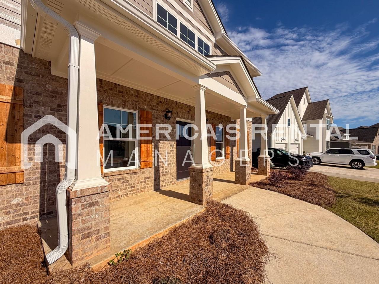 469 Avondale Ln - Photo 6 of 42