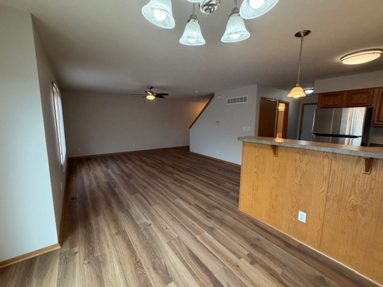 1661 Sw 27th St - Photo 4 of 17