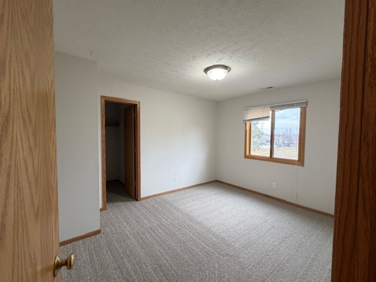 1661 Sw 27th St - Photo 7 of 17