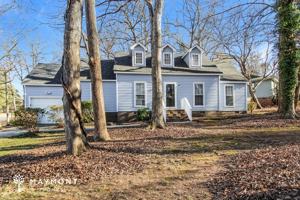 featured image of 100 Laurel Oak Ln