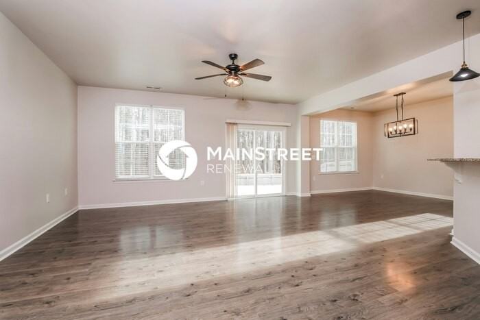 250 Hawksbill Dr - Photo 2 of 18