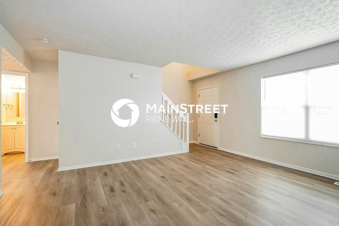 1599 Covina Dr - Photo 4 of 18