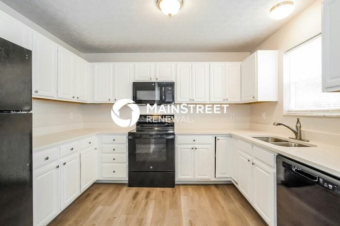 1599 Covina Dr - Photo 6 of 18