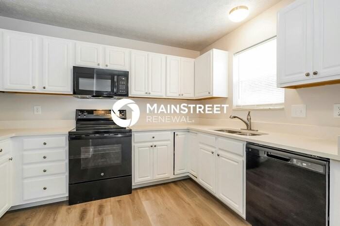 1599 Covina Dr - Photo 7 of 18