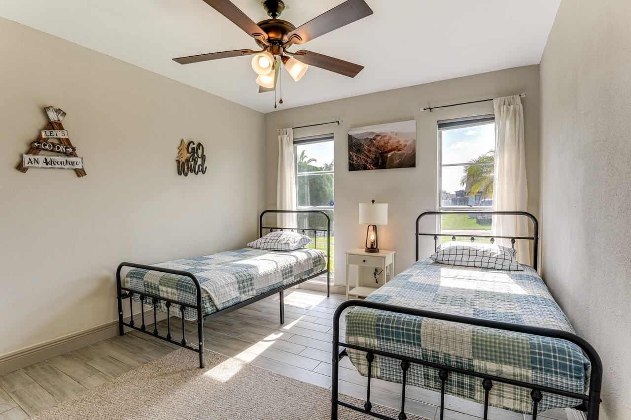 128 Loredo Ln #NA - Photo 2 of 25