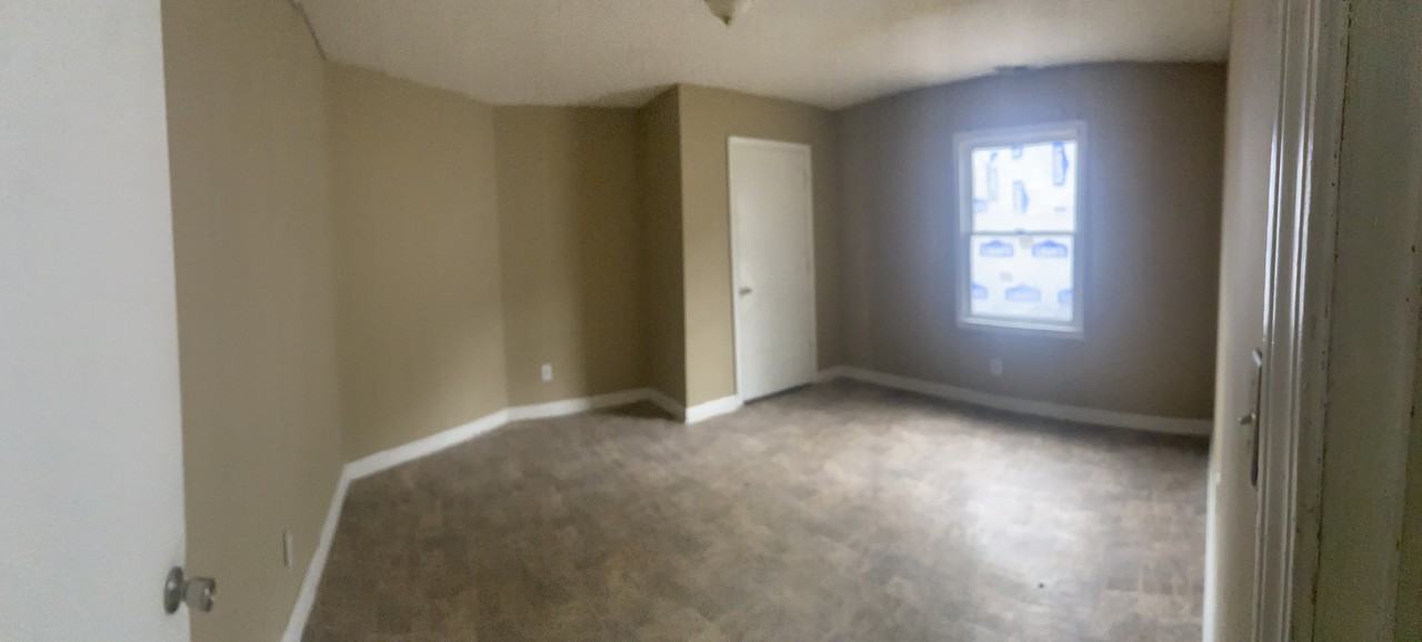 113 Woodlawn Ave #NA - Photo 4 of 9