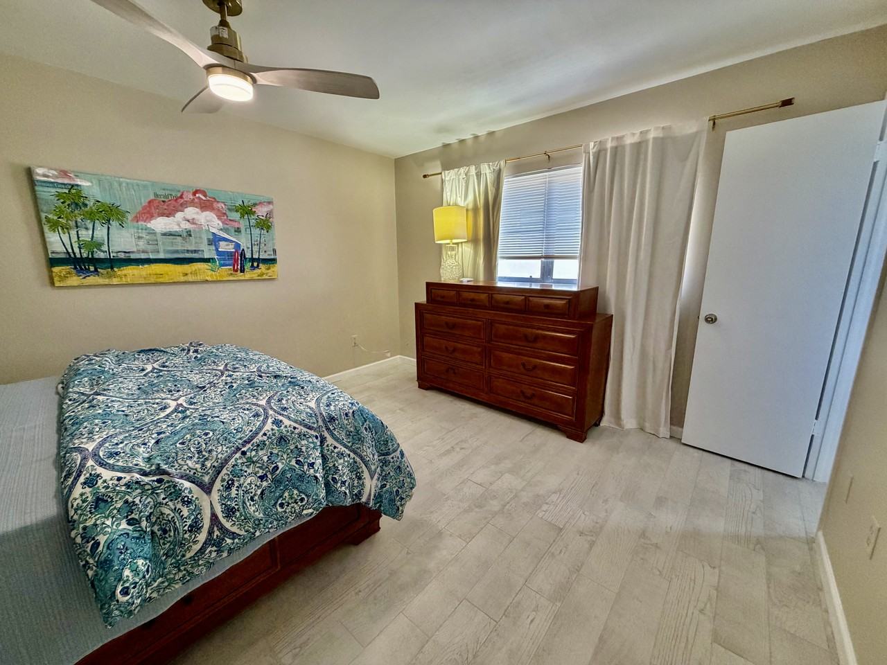220 Park Blvd N #203 - Photo 4 of 12