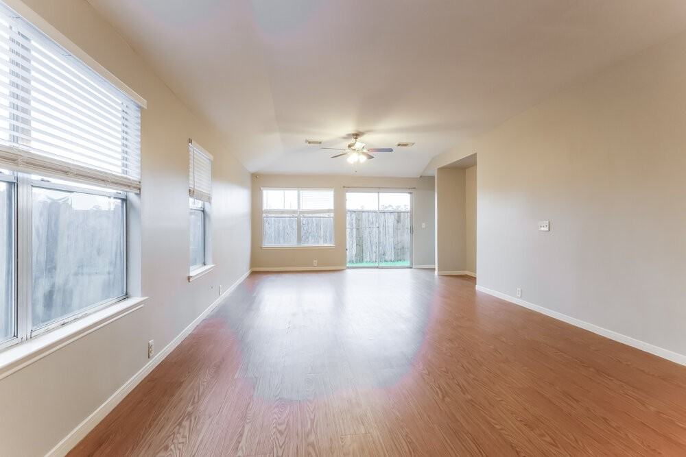 614 Cypresswood Trce - Photo 5 of 16